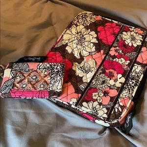 Vera Bradley tablet cover and change holder